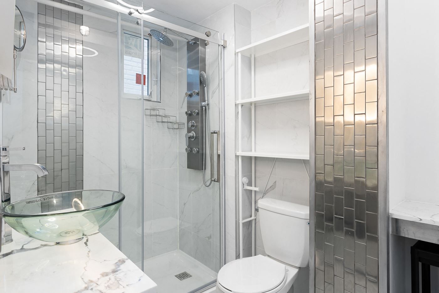 Bathroom vanity